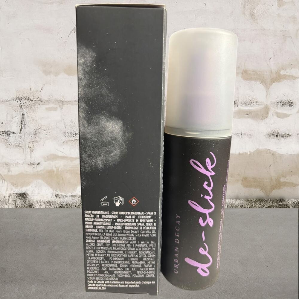 Urban Decay De-Slick Oil Control Makeup Setting Spray NIB - Picture 2 of 5